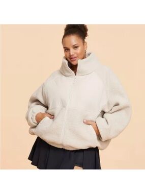 Blogilates Campfire Fleece Sherpa‎ Jacket size XL
